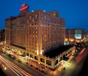 Party on top of the Peabody is back!
